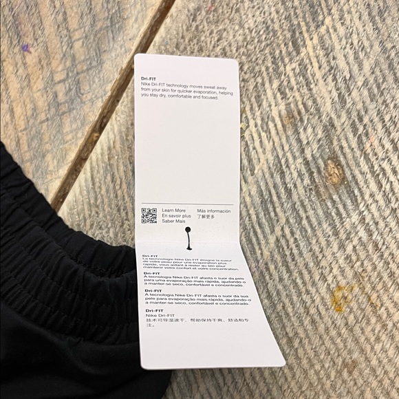 Nike Girls Black Sports Shorts Size 4 - Picture 4 of 12